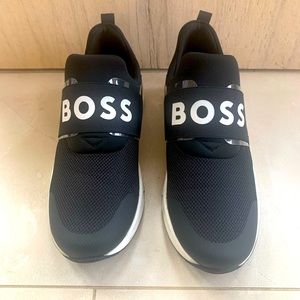 Boss boys logo strap slip on sneakers, size 38 Eu US 5.5